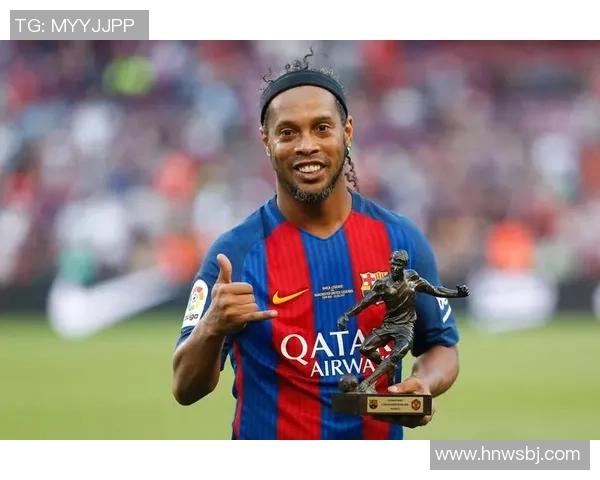 世界足球历史上最强的三号球星是谁？探讨顶级球员的荣耀与传奇